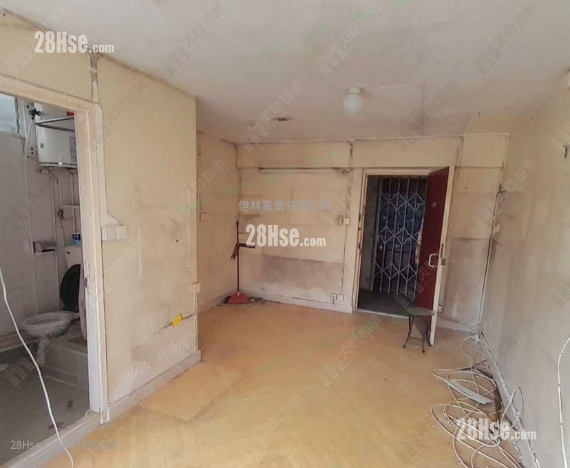 Hing Tin Estate Sell 2 Bedrooms , 1 Bathroom 381 ft²