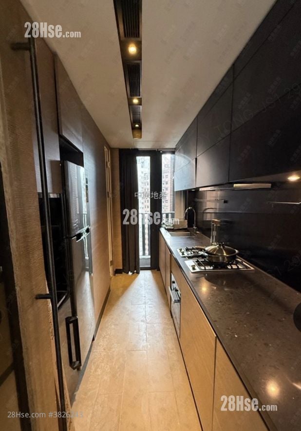 柏傲山 售盤 3 房 , 2 浴室 915 平方呎