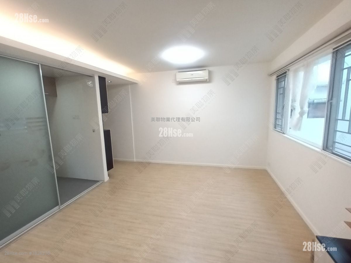 Tat Chee Court Sell 3 Bedrooms 649 ft²