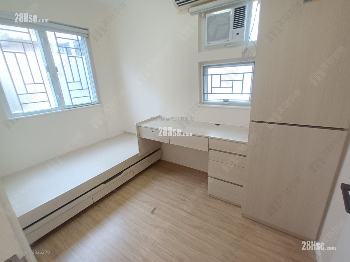 Tat Chee Court Sell 3 Bedrooms 649 ft²