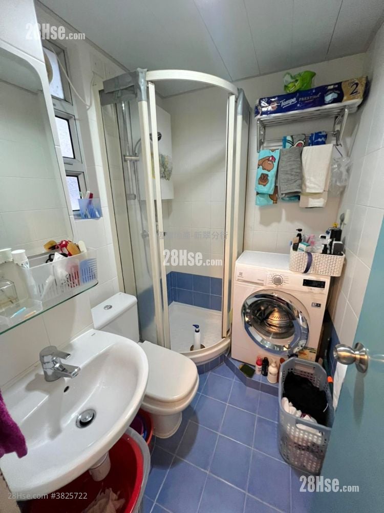 Yee Tsui Court Rental 2 Bedrooms , 1 Bathroom 429 ft²