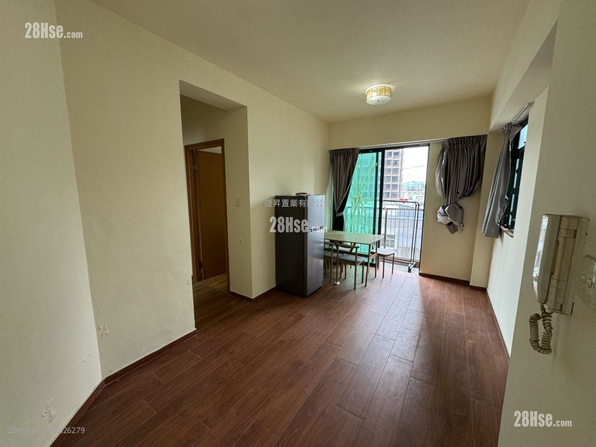 Kingsgate Sell 3 Bedrooms , 1 Bathroom 524 ft²