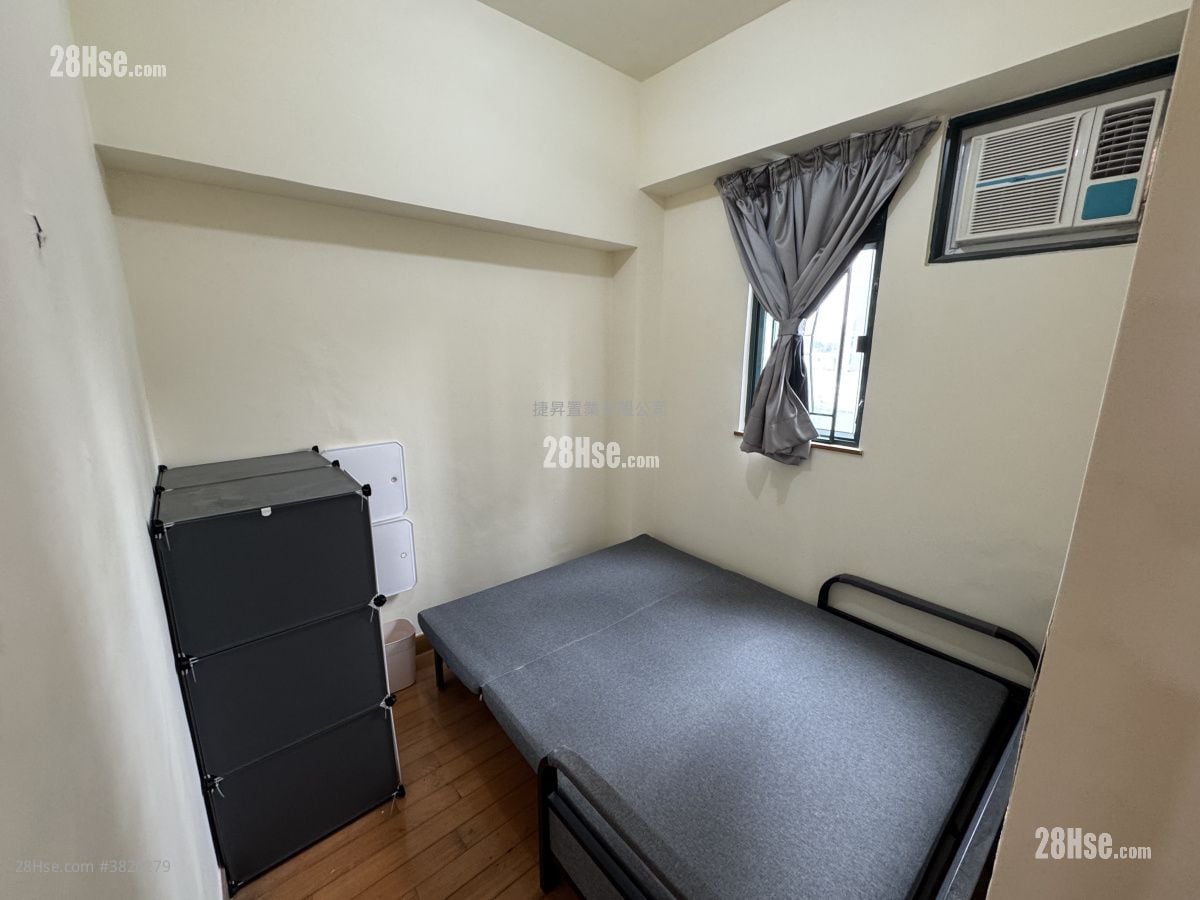 Kingsgate Sell 3 Bedrooms , 1 Bathroom 524 ft²