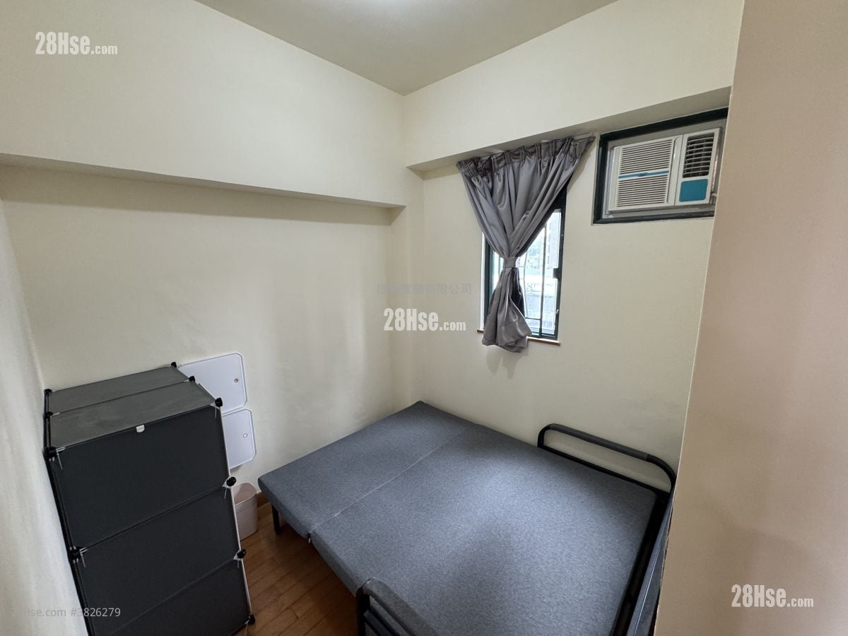 Kingsgate Sell 3 Bedrooms , 1 Bathroom 524 ft²