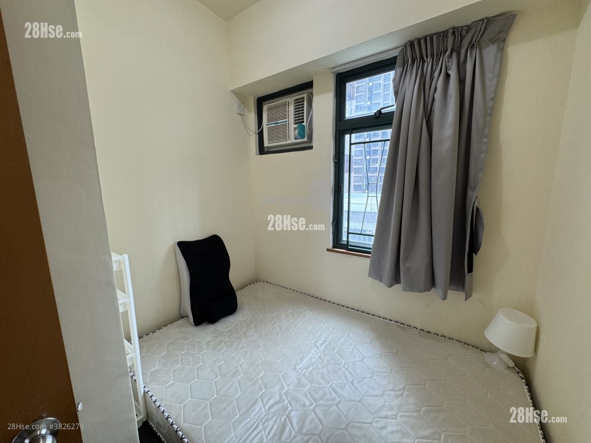 Kingsgate Sell 3 Bedrooms , 1 Bathroom 524 ft²