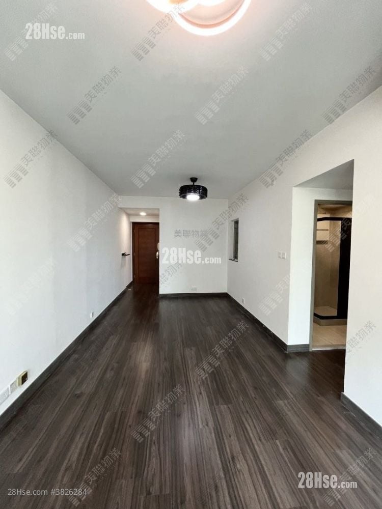 Sorrento Sell 2 Bedrooms 620 ft²