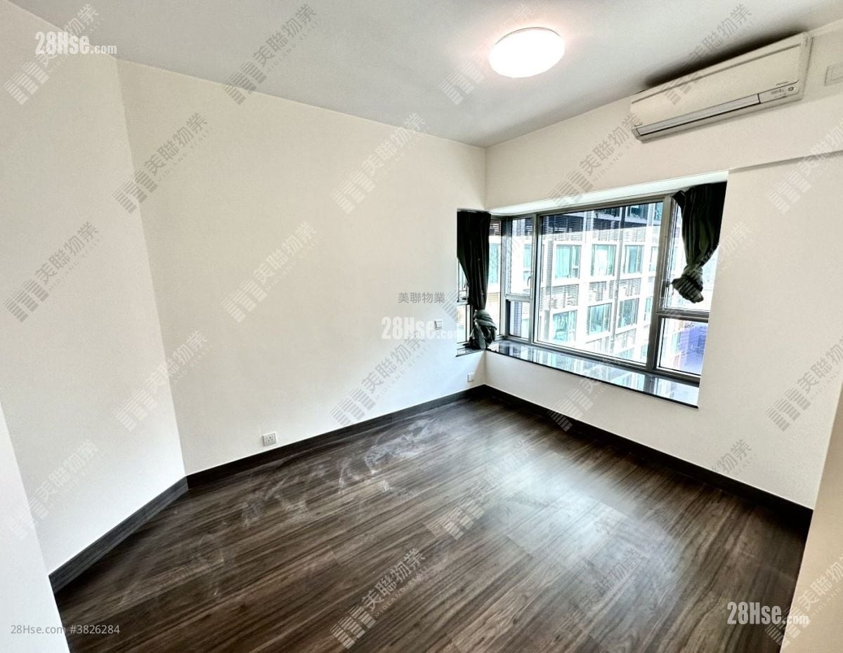 Sorrento Sell 2 Bedrooms 620 ft²