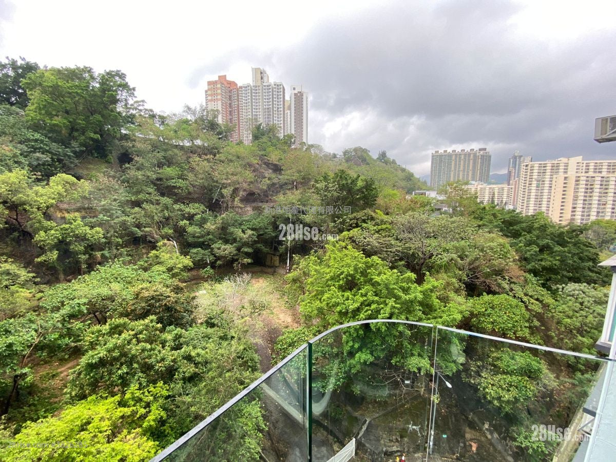 Homantin Hillside Sell 2 Bedrooms , 1 Bathroom 490 ft²