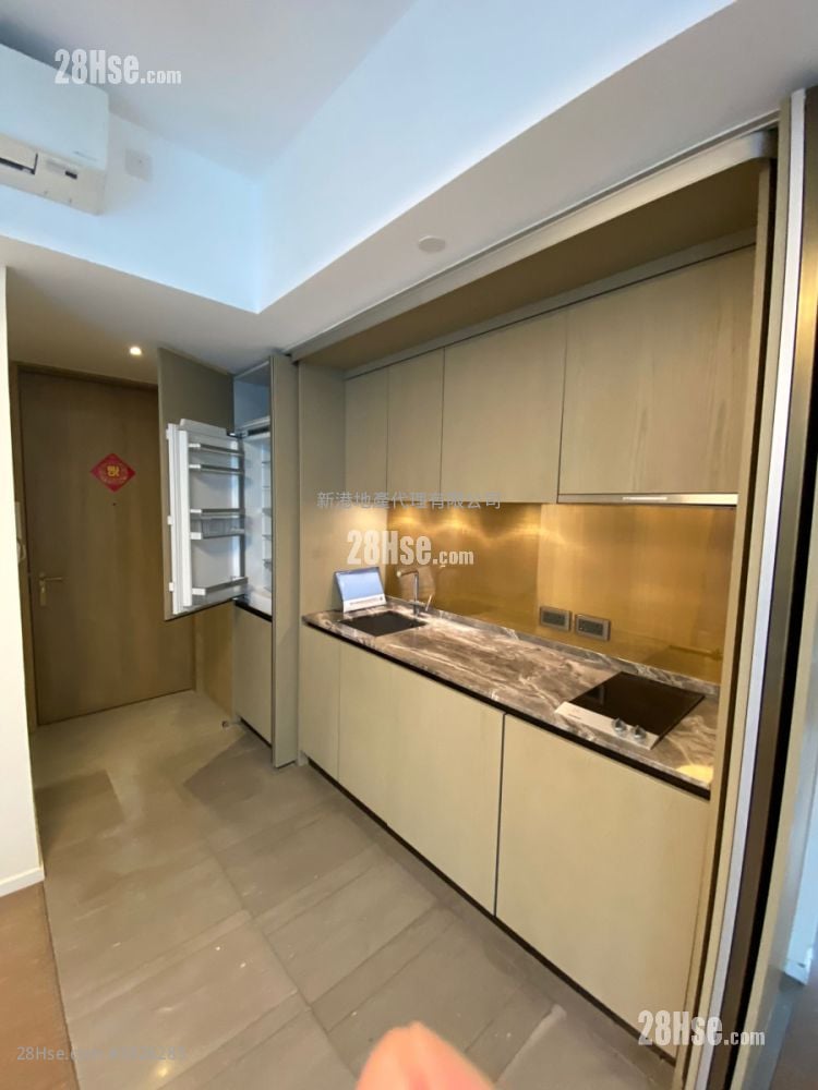 Homantin Hillside Sell 2 Bedrooms , 1 Bathroom 490 ft²