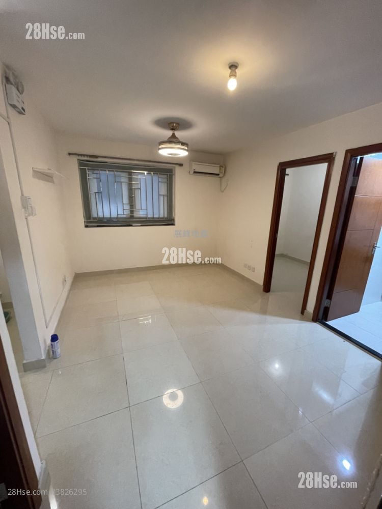 村屋 售盘 2 房 , 1 浴室 450 平方尺