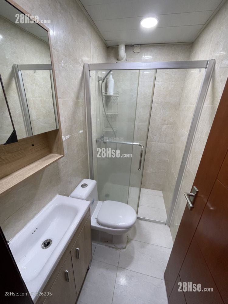 村屋 售盘 2 房 , 1 浴室 450 平方尺