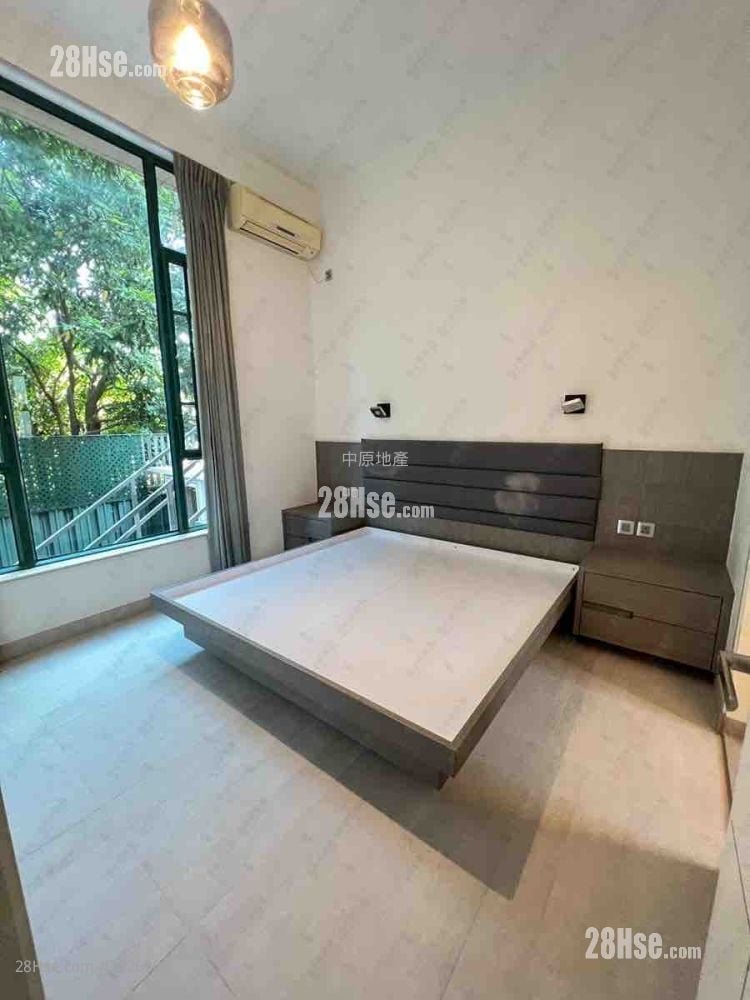 Recours La Serre Sell 2 Bedrooms 841 ft²