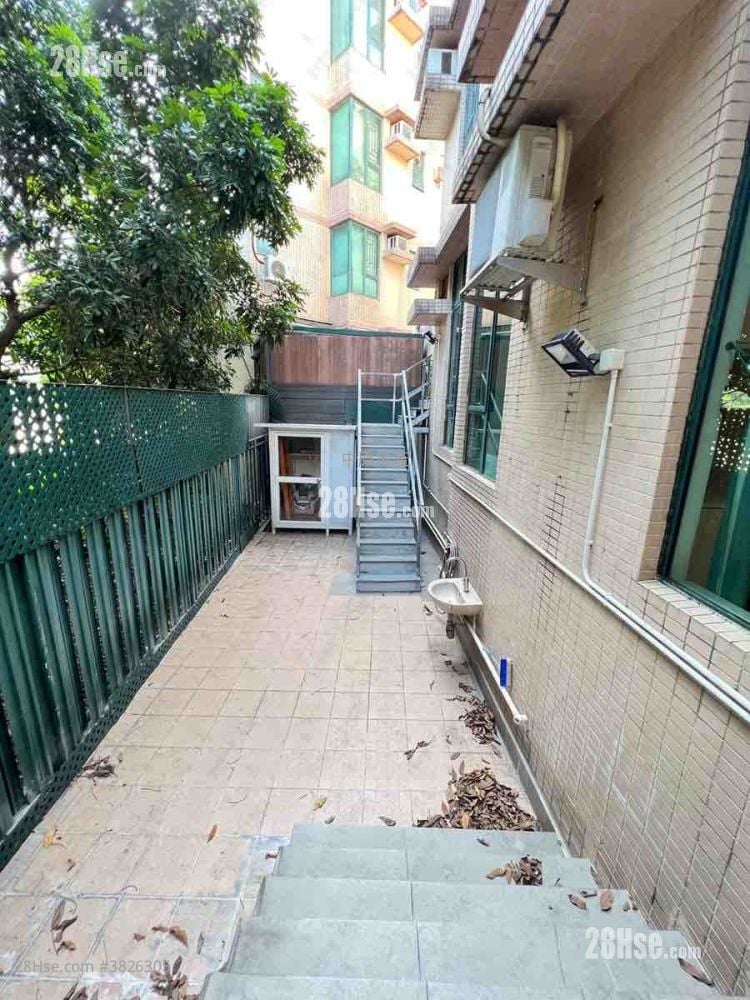 Recours La Serre Sell 2 Bedrooms 841 ft²