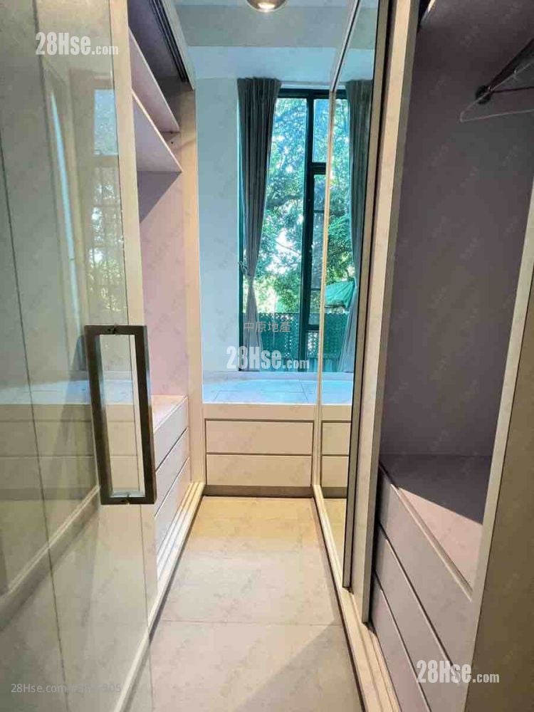 Recours La Serre Sell 2 Bedrooms 841 ft²