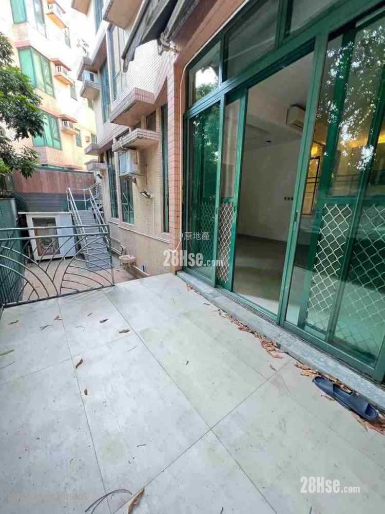 Recours La Serre Sell 2 Bedrooms 841 ft²