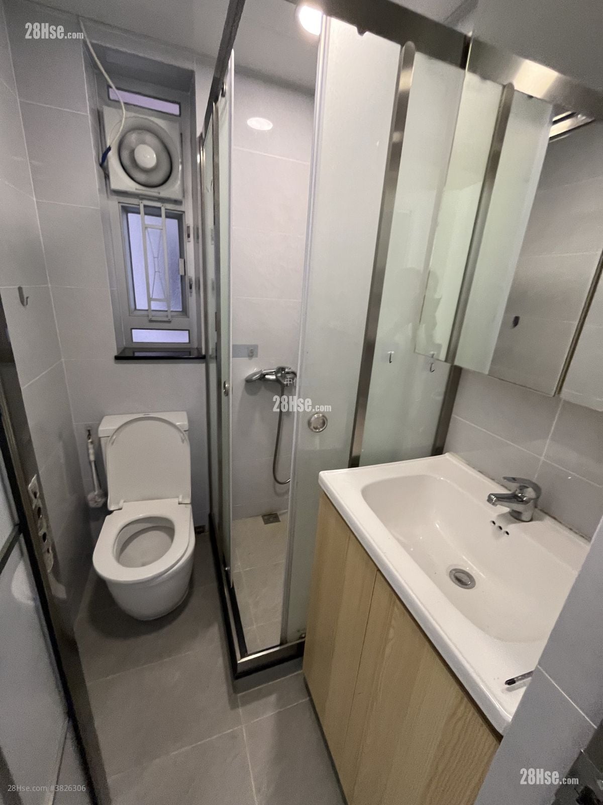 On Wo Gardens Rental 3 Bedrooms , 1 Bathroom 490 ft²