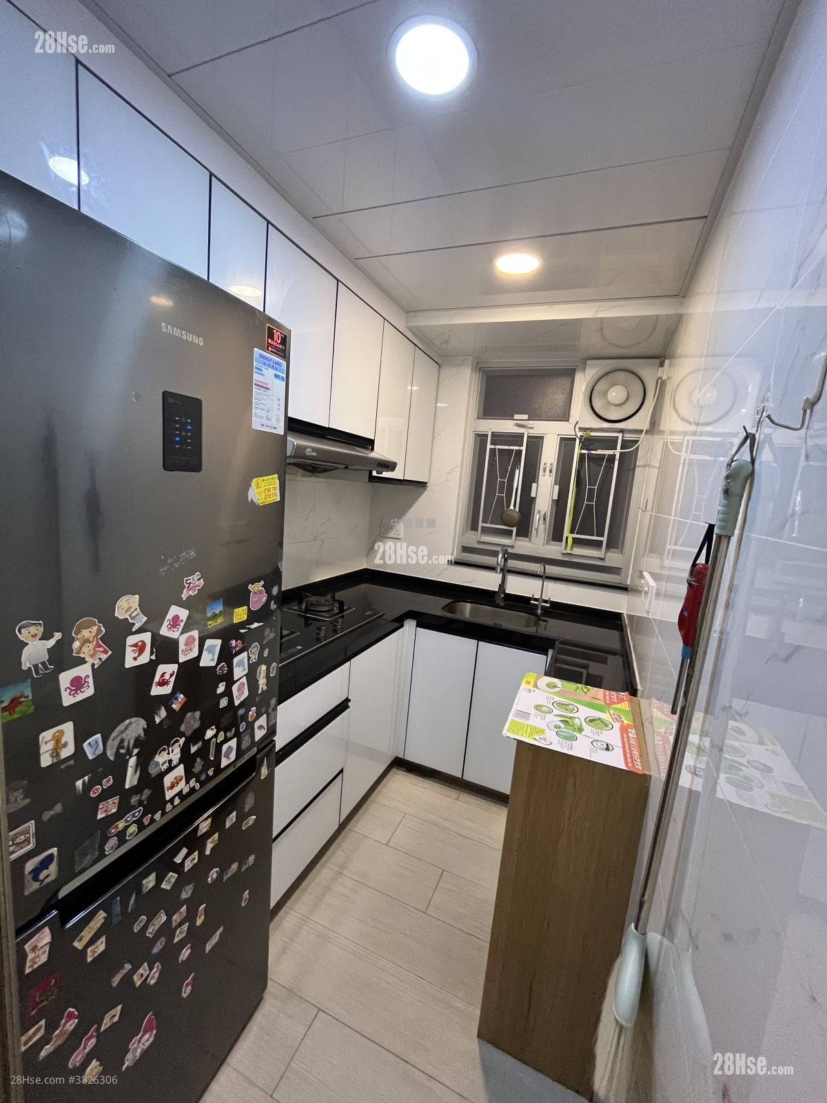 On Wo Gardens Rental 3 Bedrooms , 1 Bathroom 490 ft²