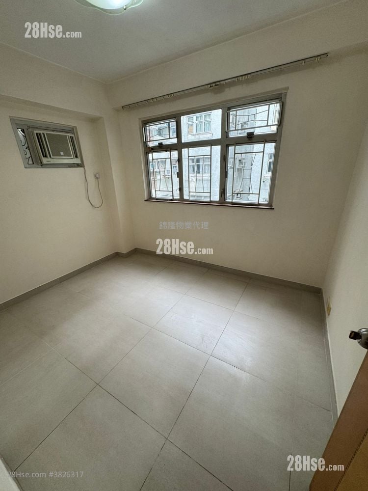 Wyler Garden Rental 2 Bedrooms , 1 Bathroom 426 ft²