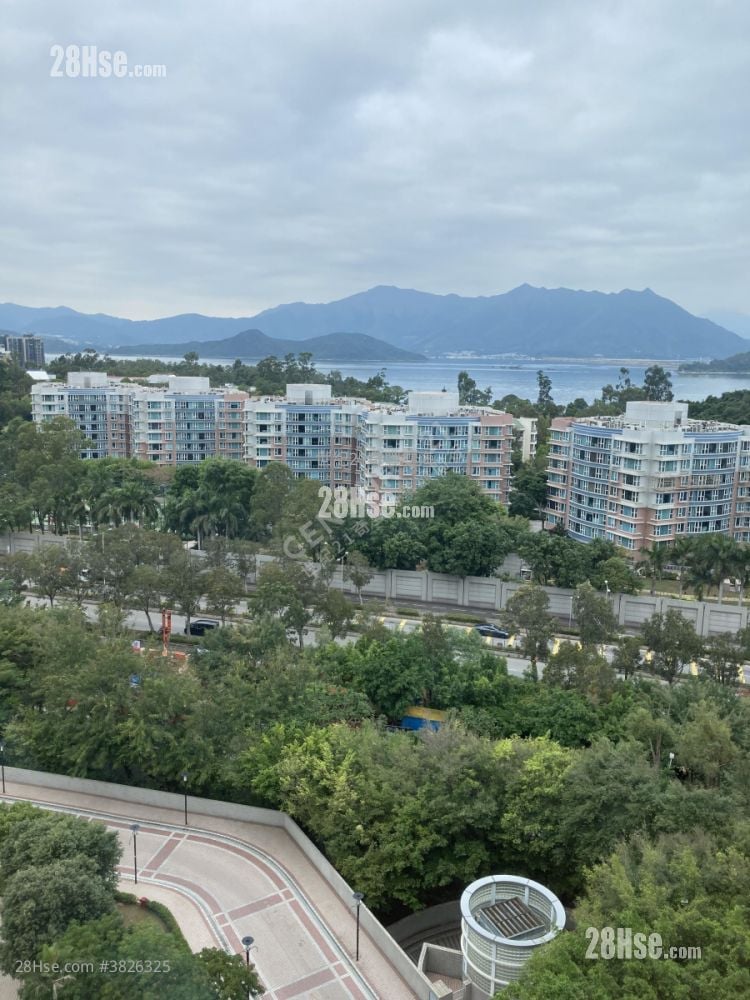 Symphony Bay Sell 4 Bedrooms , 4 Bathrooms 2,136 ft²