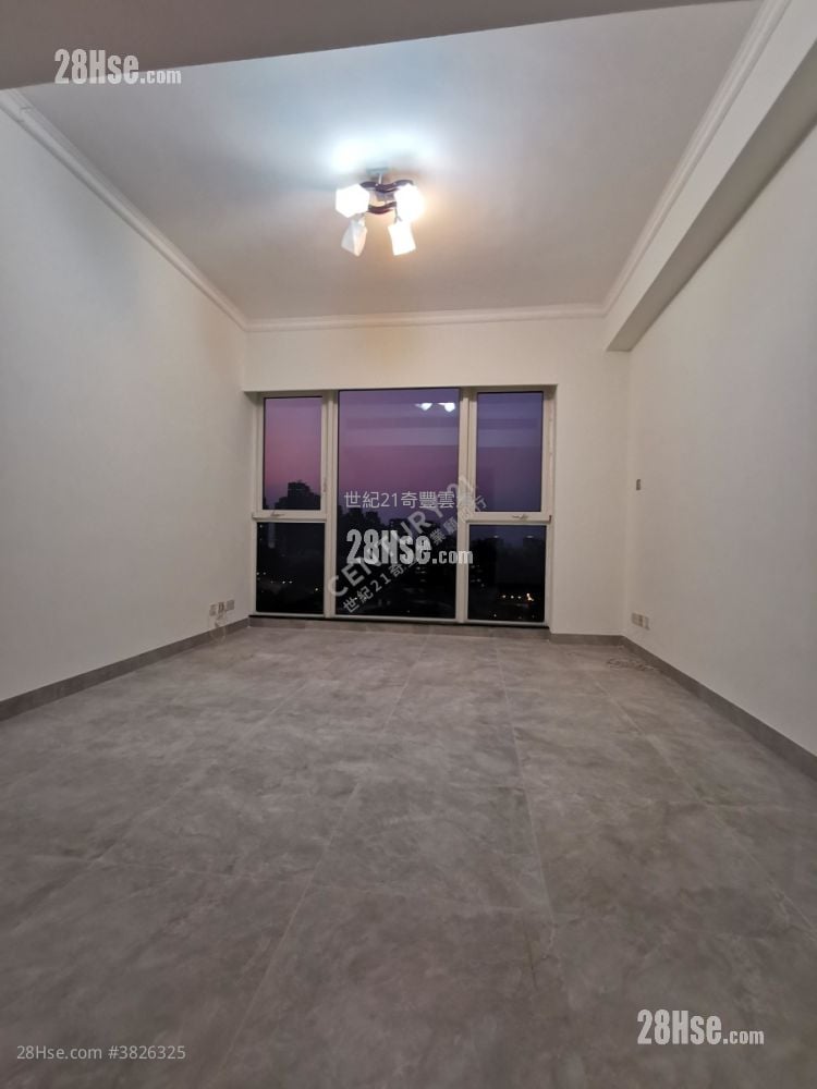 Symphony Bay Sell 4 Bedrooms , 4 Bathrooms 2,136 ft²