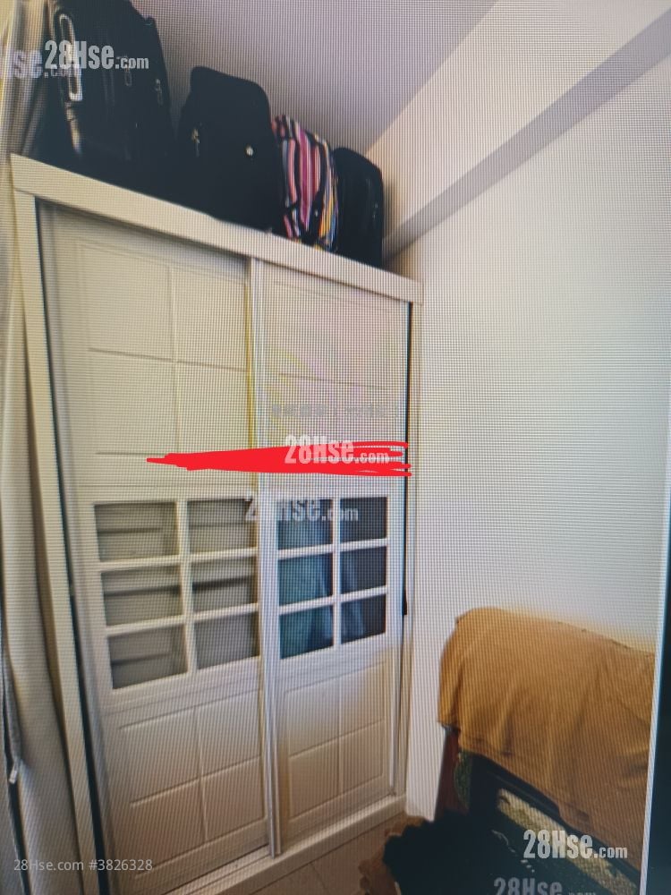 Hung Yu Mansion Sell 3 Bedrooms 574 ft²