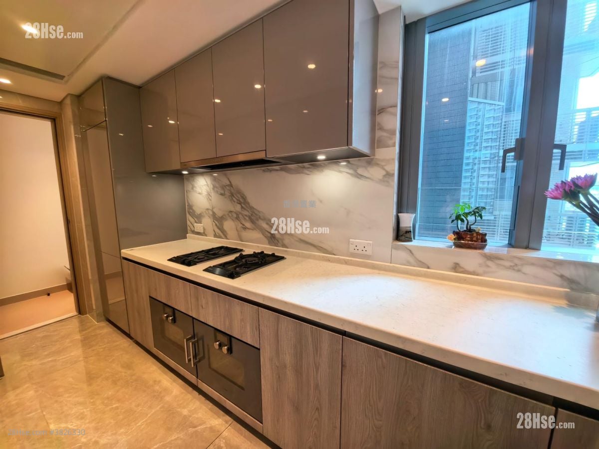 Grand Victoria Sell 3 Bedrooms , 3 Bathrooms 826 ft²