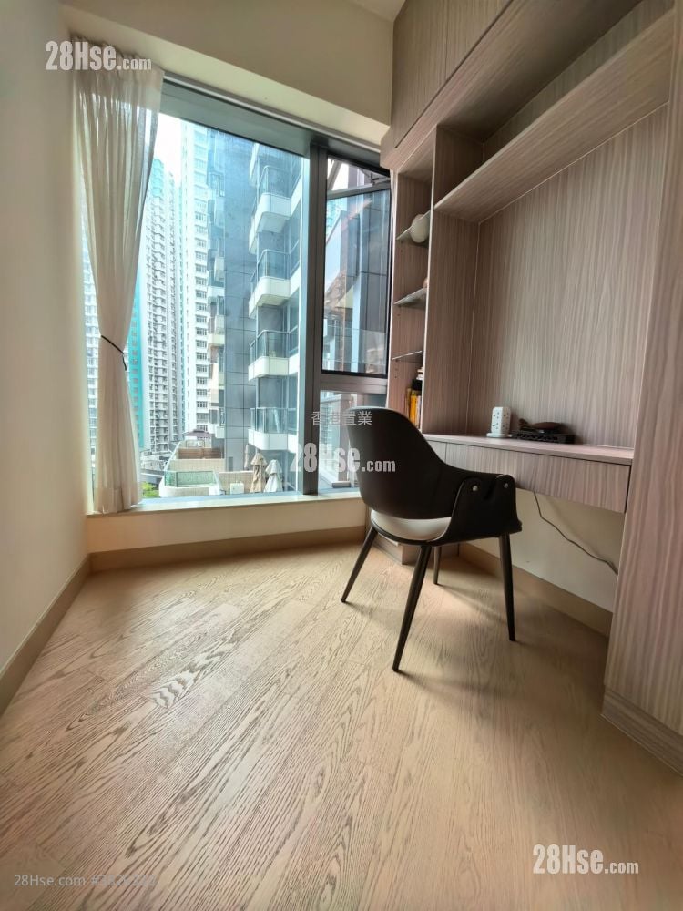 Grand Victoria Sell 3 Bedrooms , 3 Bathrooms 826 ft²