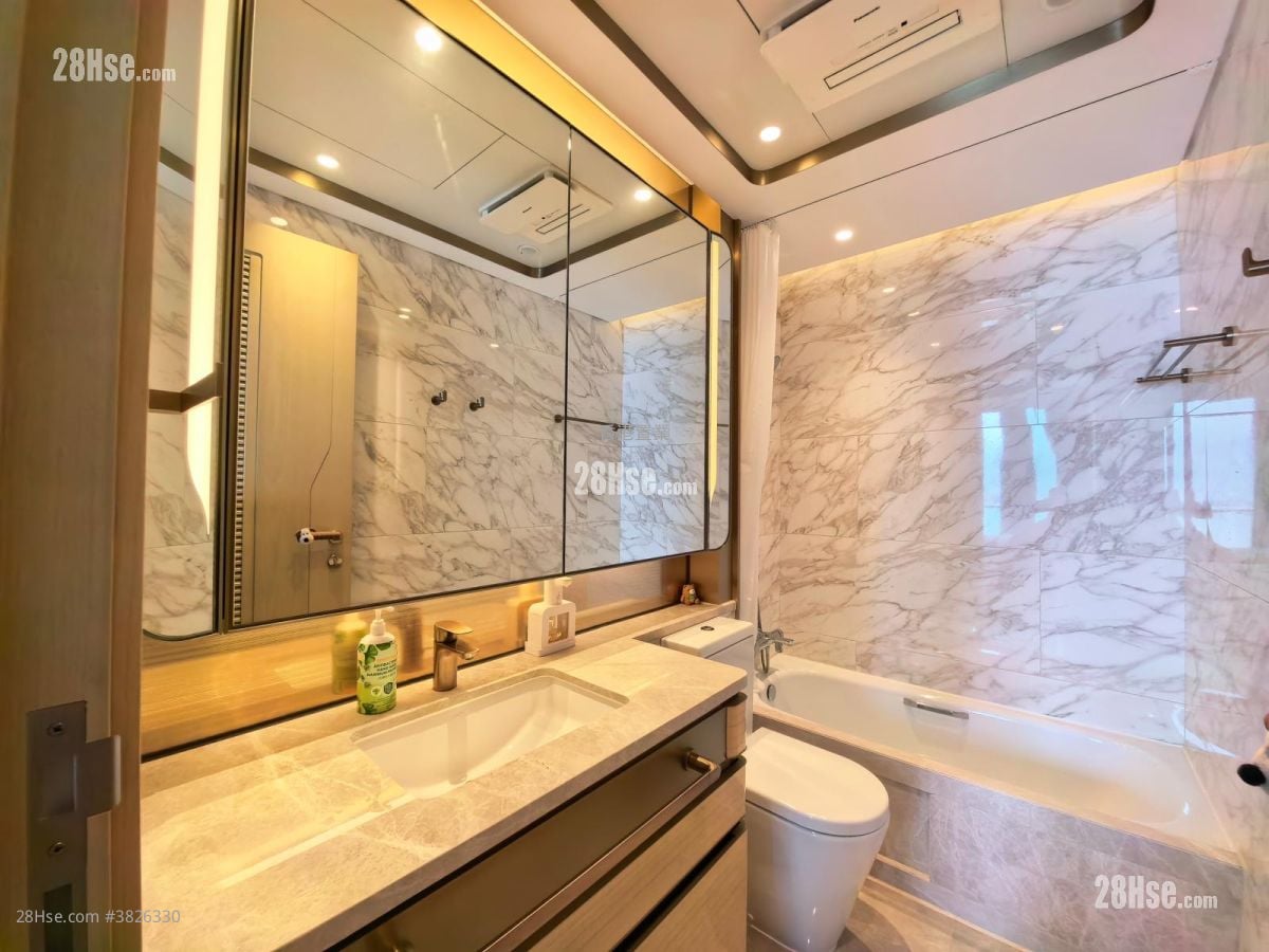 Grand Victoria Sell 3 Bedrooms , 3 Bathrooms 826 ft²