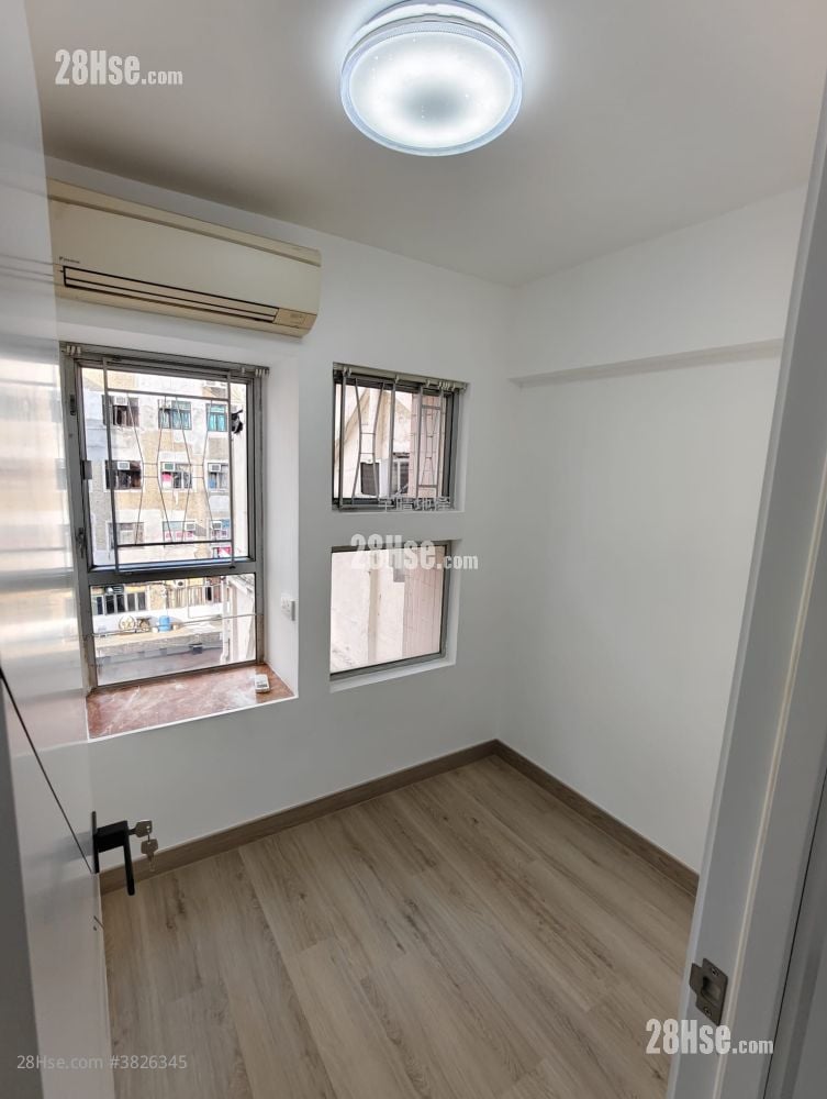 恒威阁 租盘 2 房 , 1 浴室 299 平方尺