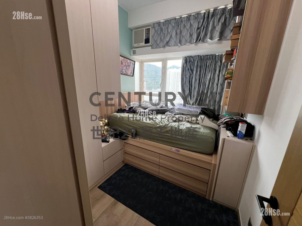 The Grandville Sell 4 Bedrooms , 3 Bathrooms 1,102 ft²