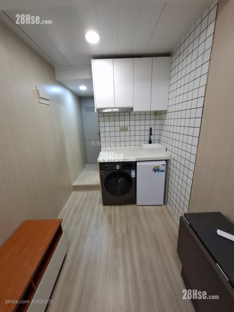 單幢樓房 租盤 1 浴室 130 平方呎