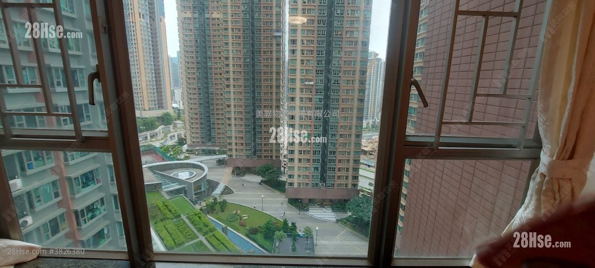 Park Central Rental 2 Bedrooms , 1 Bathroom 406 ft²