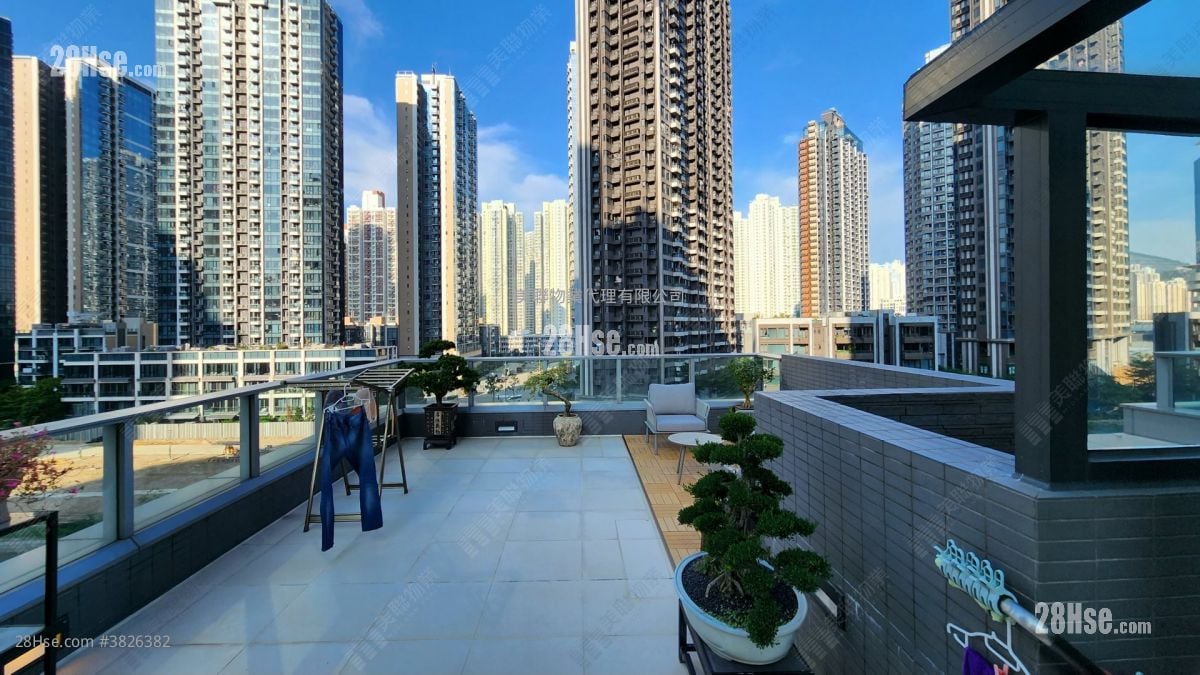 Monaco 售盘 4 房 , 3 浴室 1,543 平方尺