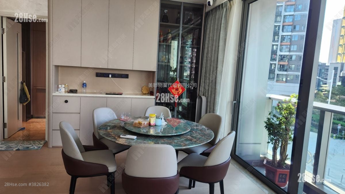 Monaco 售盘 4 房 , 3 浴室 1,543 平方尺