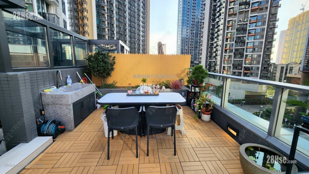 Monaco 售盘 4 房 , 3 浴室 1,543 平方尺