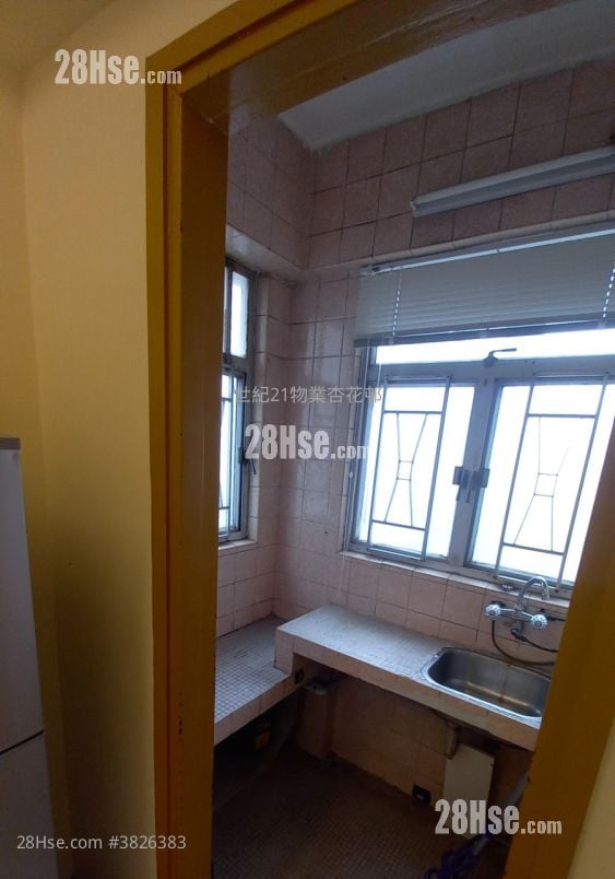 Vitus House Rental 2 Bedrooms 454 ft²