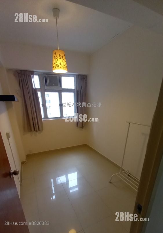 Vitus House Rental 2 Bedrooms 454 ft²