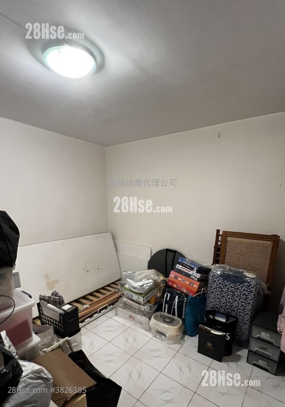 凤德邨 售盘 3 房 , 1 浴室 598 平方尺