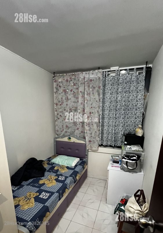 凤德邨 售盘 3 房 , 1 浴室 598 平方尺