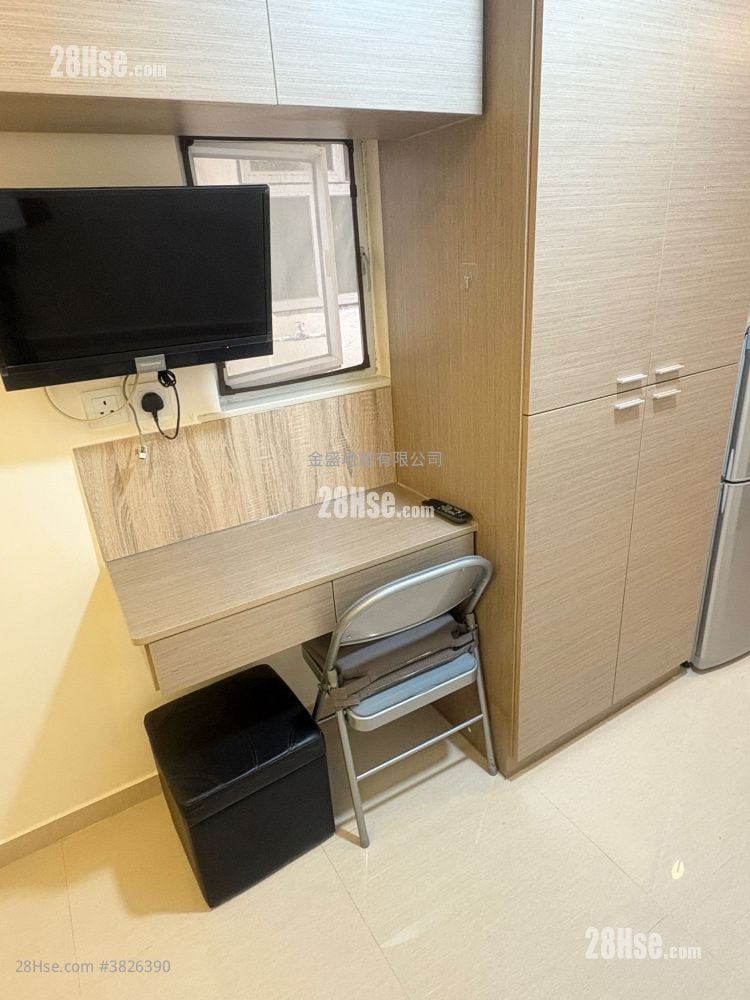 堡壘大樓 租盤 140 平方呎