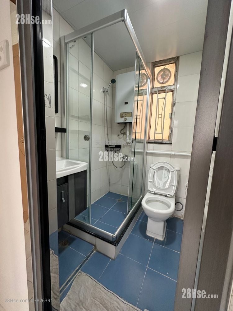 Lee Wing Building Sell 2 Bedrooms , 1 Bathroom 253 ft²