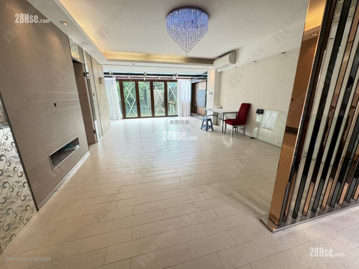 Scenic Heights Sell 3 Bedrooms , 3 Bathrooms 1,666 ft²