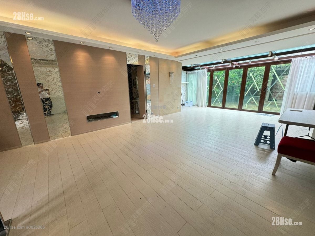 Scenic Heights Sell 3 Bedrooms , 3 Bathrooms 1,666 ft²