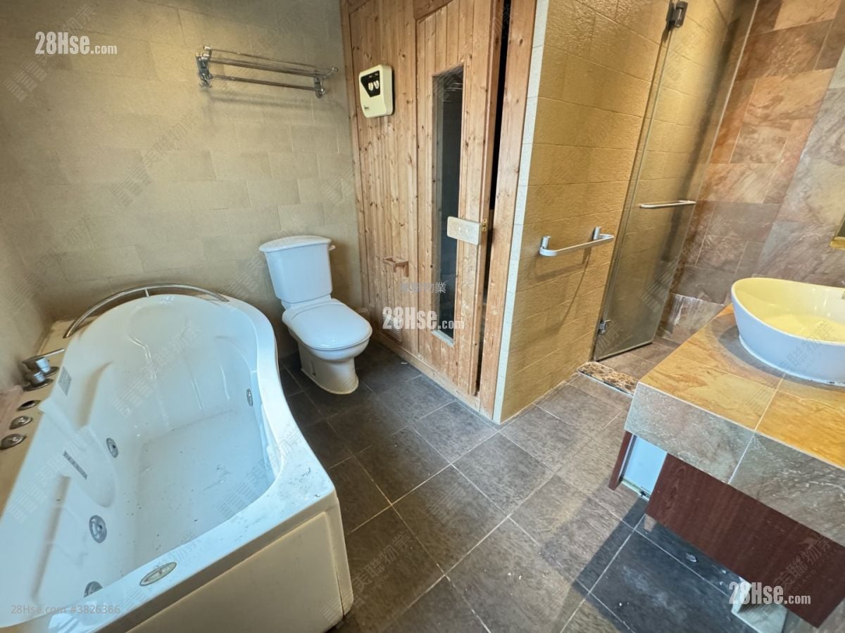 Scenic Heights Sell 3 Bedrooms , 3 Bathrooms 1,666 ft²