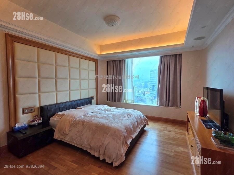 毕架山峰 售盘 4 房 1,459 平方尺