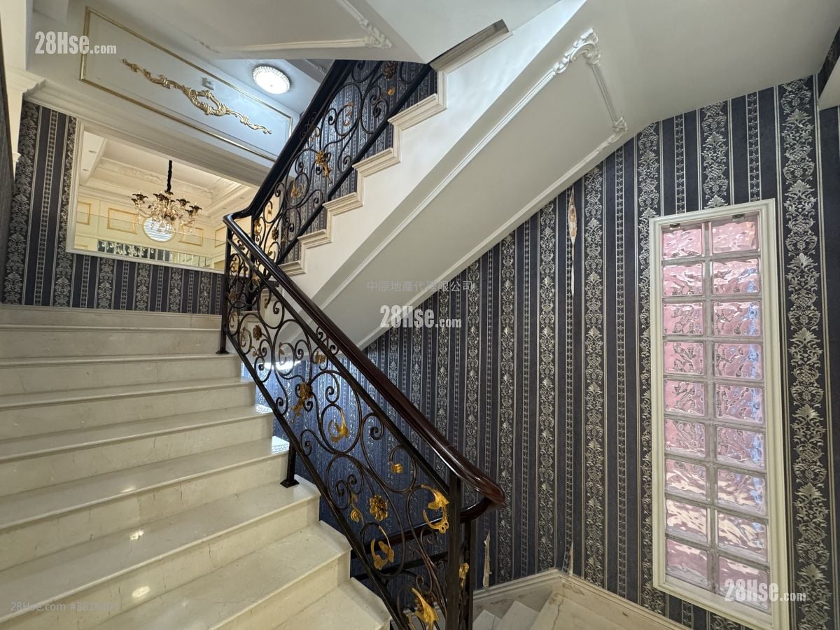 Double Haven Sell 4 Bedrooms 2,250 ft²