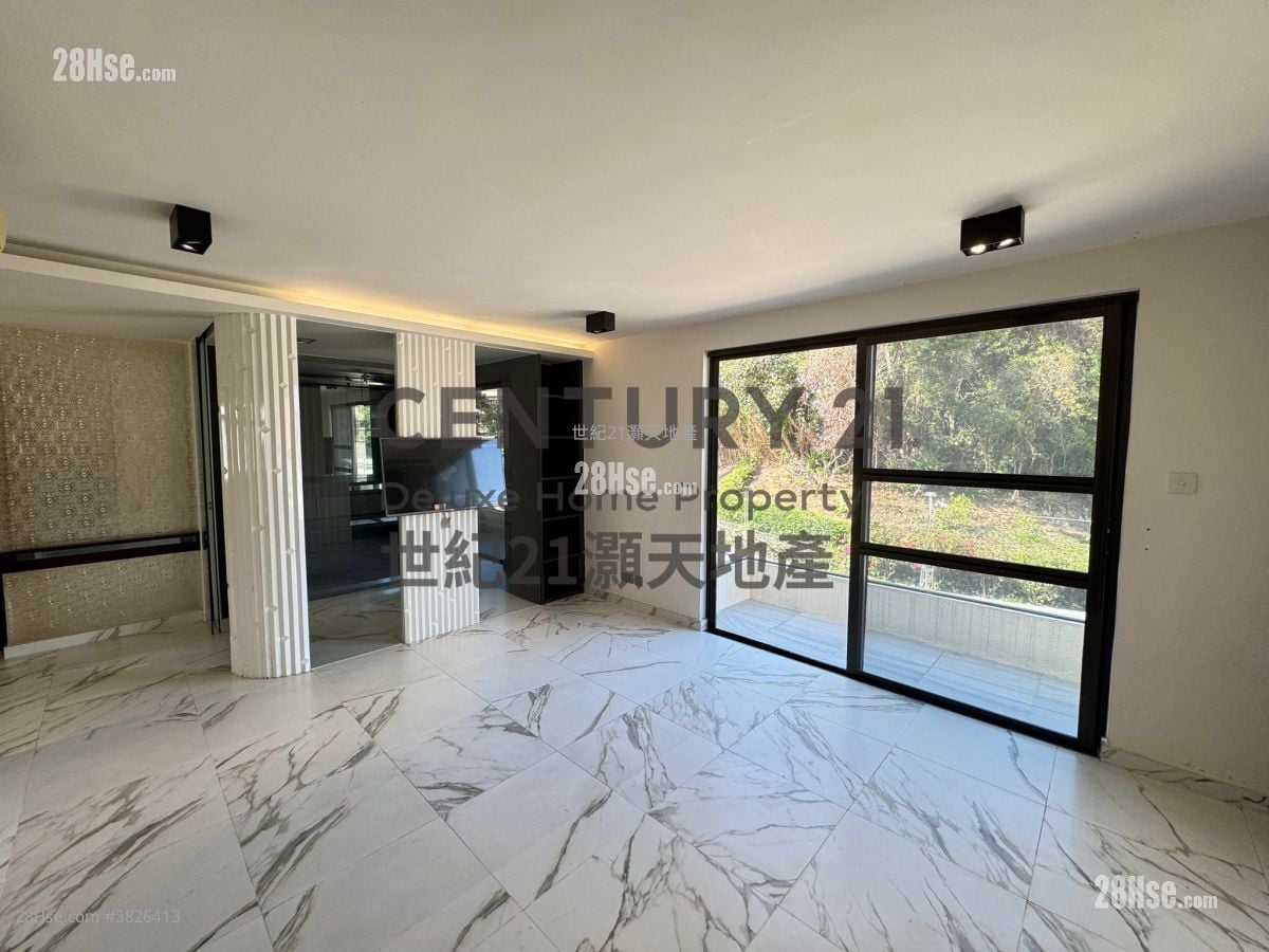 伟东 雍宜山庄 售盘 5+ 房 , 4 浴室 2,100 平方尺