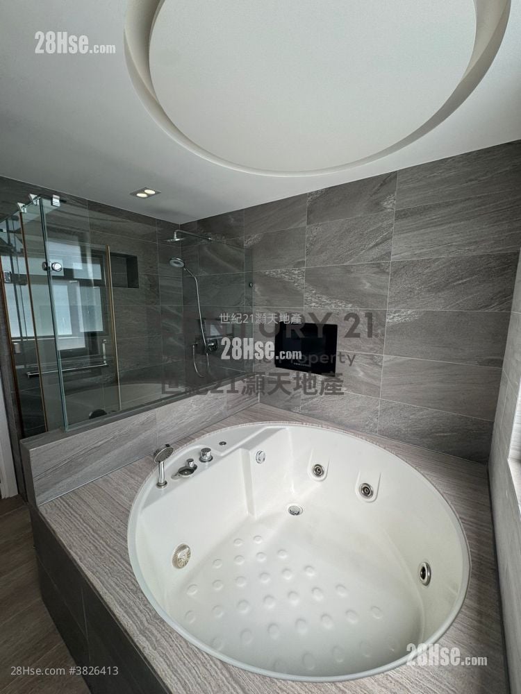 伟东 雍宜山庄 售盘 5+ 房 , 4 浴室 2,100 平方尺