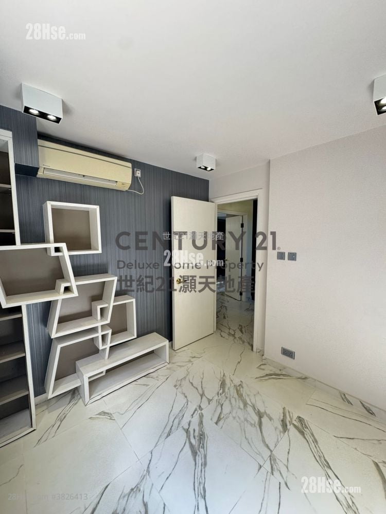 伟东 雍宜山庄 售盘 5+ 房 , 4 浴室 2,100 平方尺