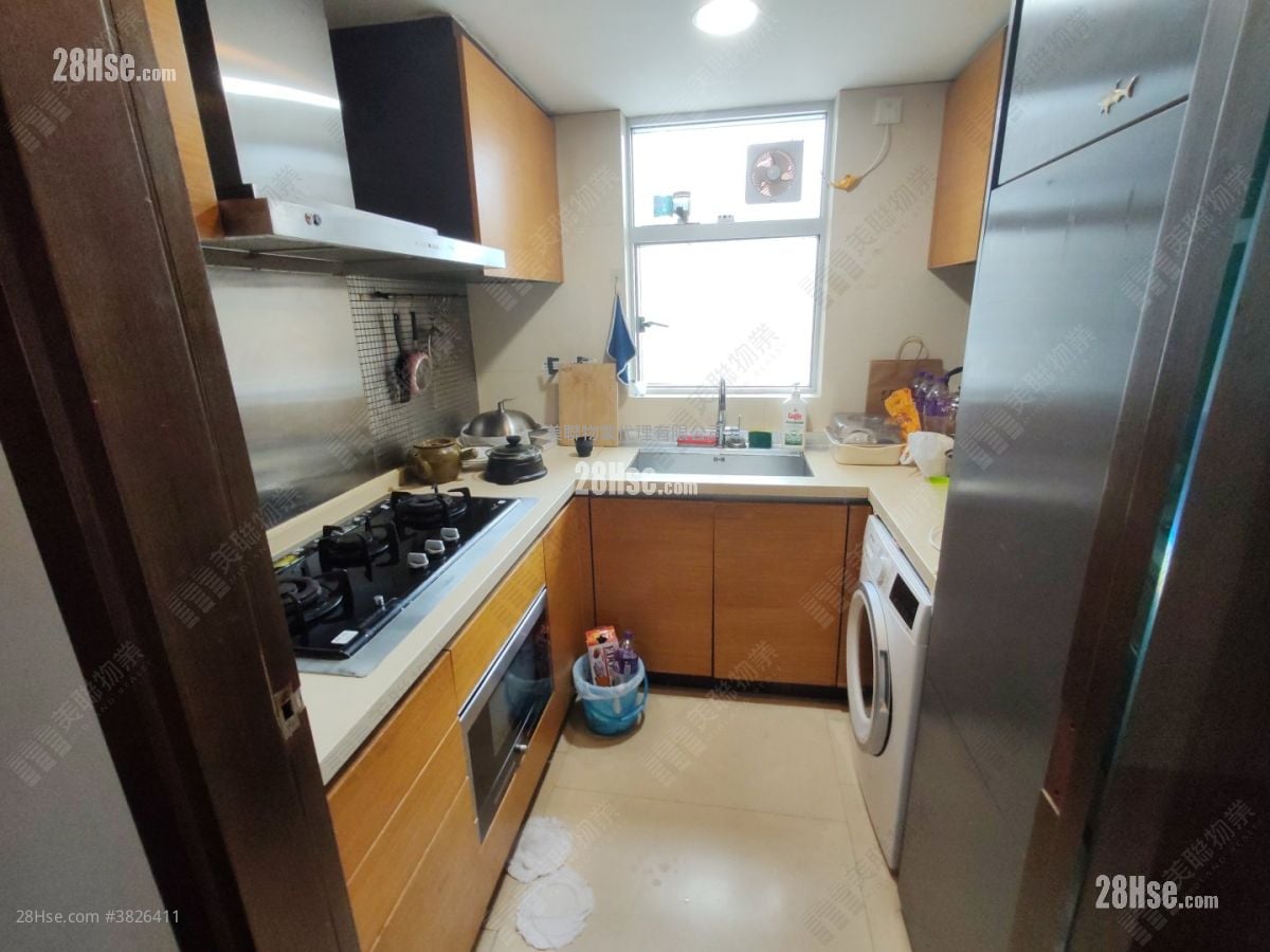 御豪门 售盘 3 房 , 2 浴室 856 平方尺